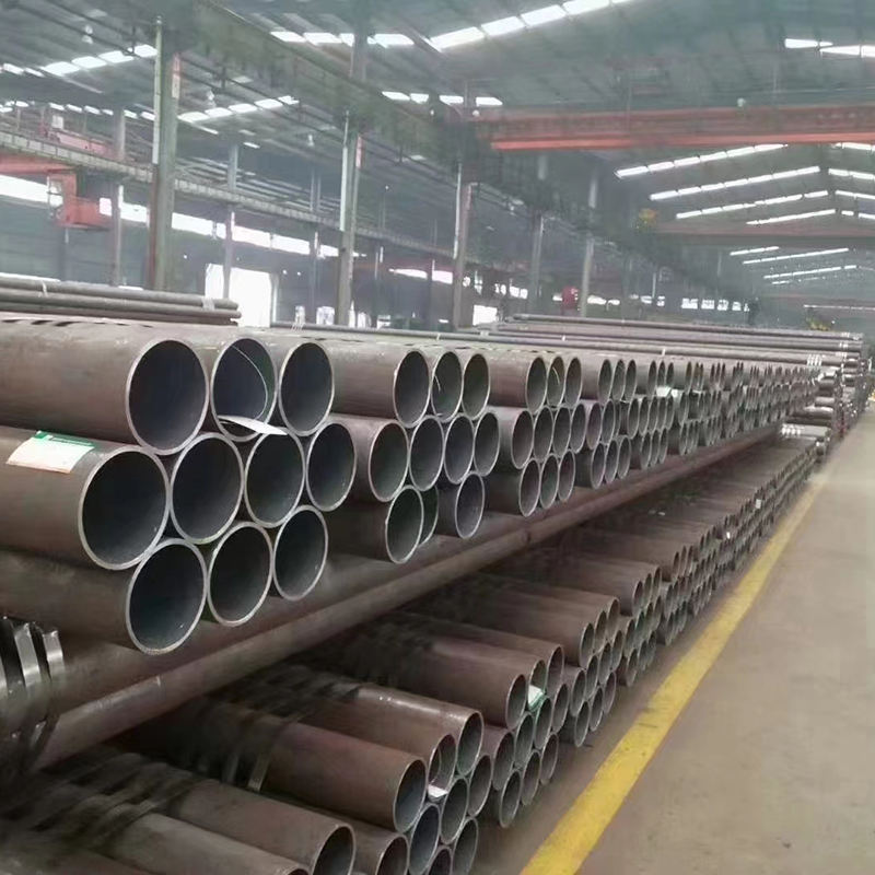 Black Carbon Seamless Steel Pipe Black Carbon Seamless Steel Pipe